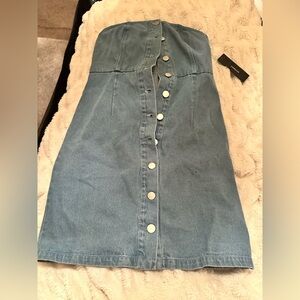 Lulu's Elegant stretchy denim